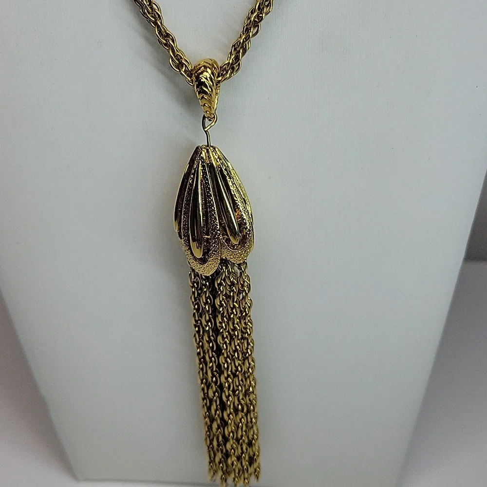 Vintage D'orlan Gold Tassel Pendant Necklace - Picture 2 of 4